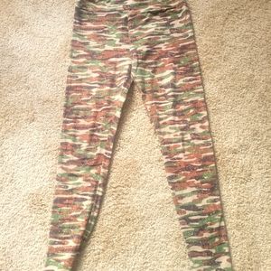 Lularoe camo leggings